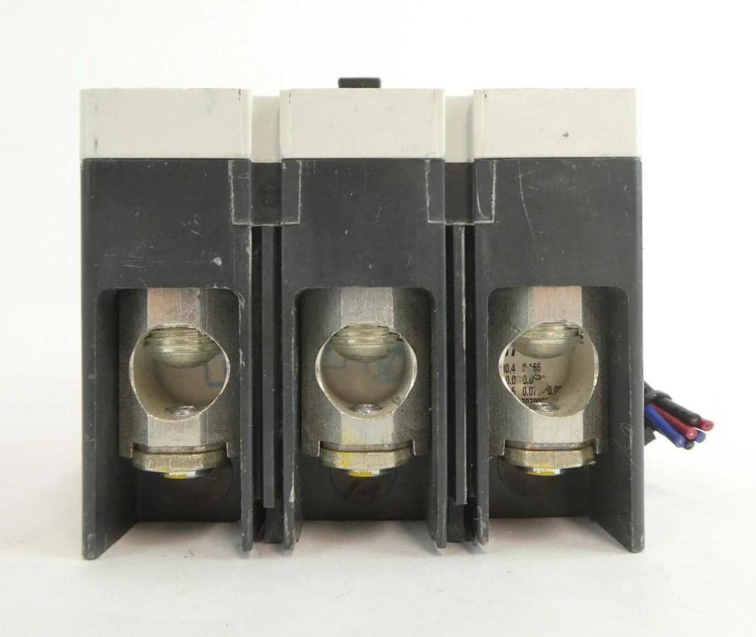Used Eaton JGE3250NN Industrial Circuit Breaker J250S J250E Lot of 2 Working