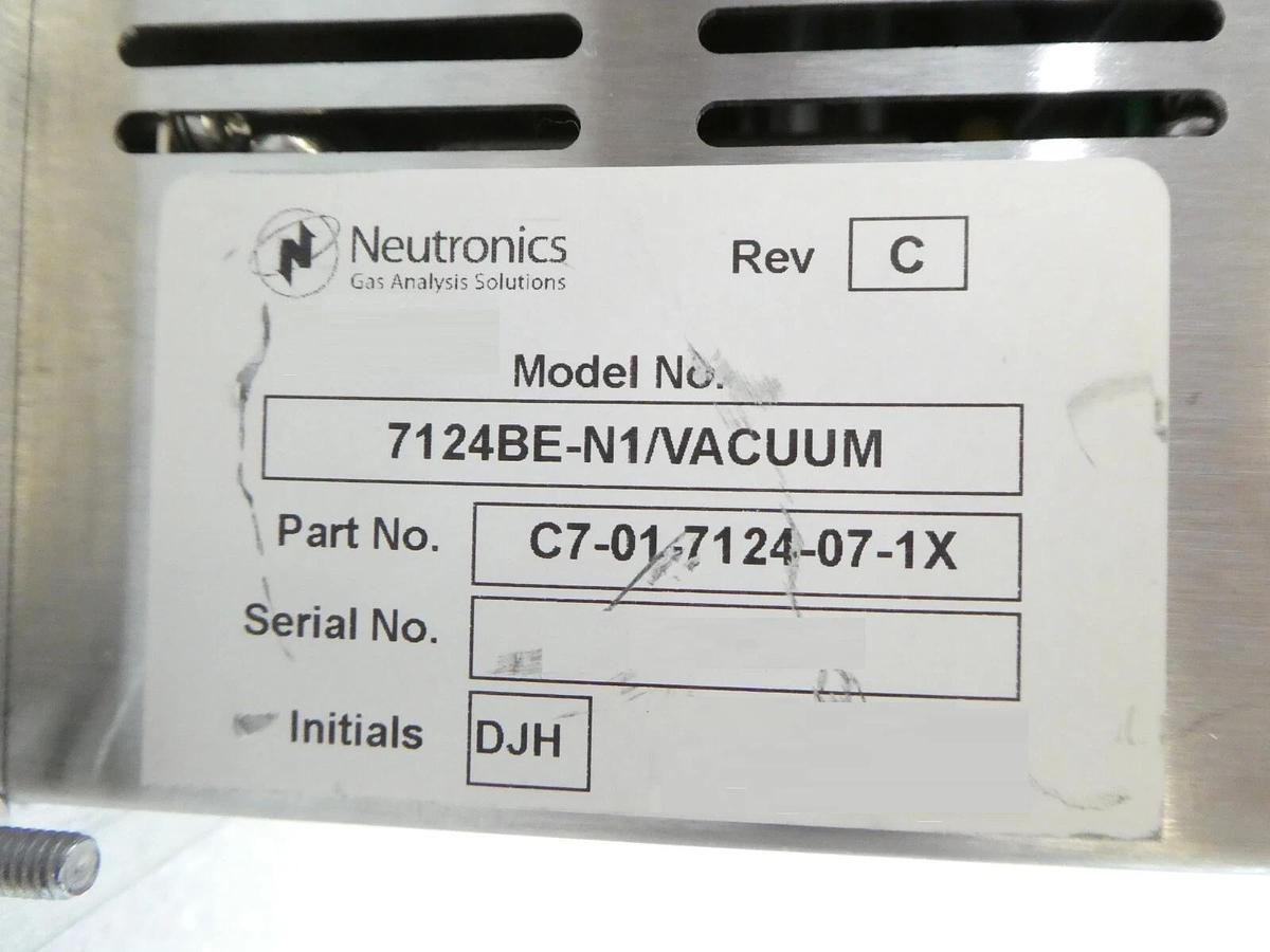 Used Neutronics C7-01-7124-07-1X Gas Analyzer Module 7124BE-N1/VACUUM Working