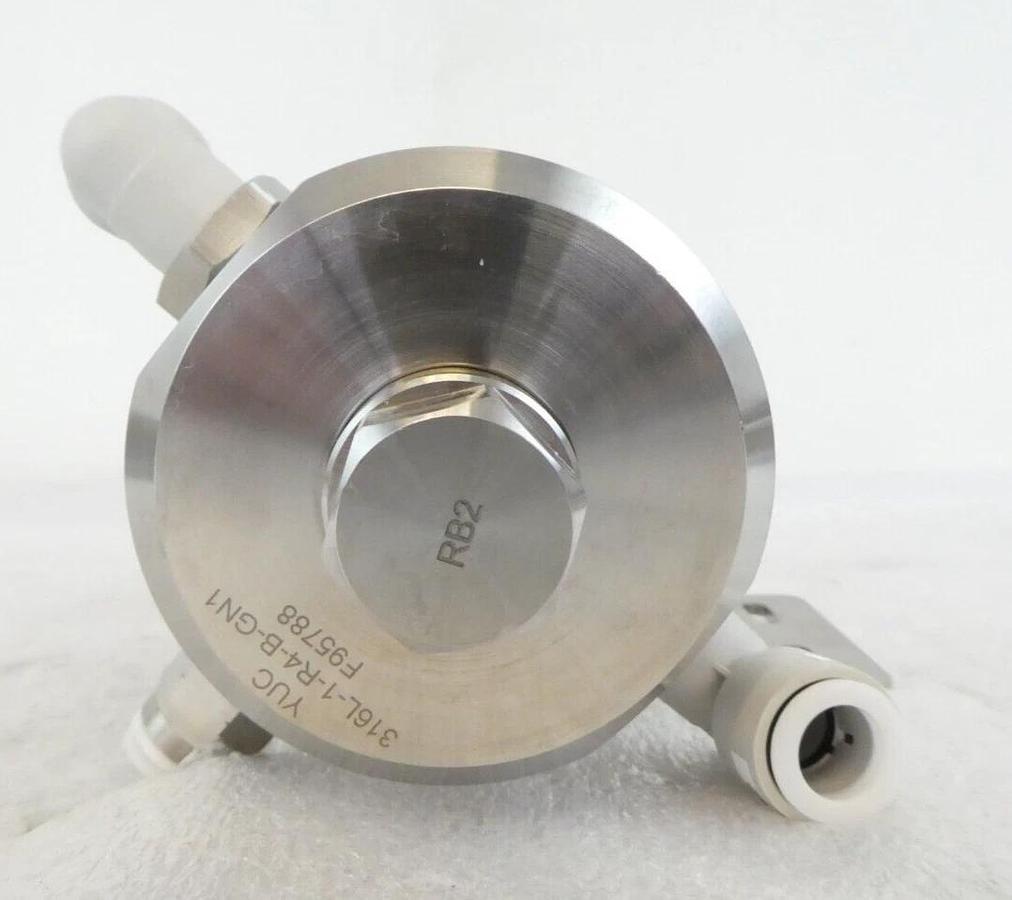 Used Swagelok RSB4-02-3-VVV-G93 Pressure Regulator RHPS Series Lot of 3 Working
