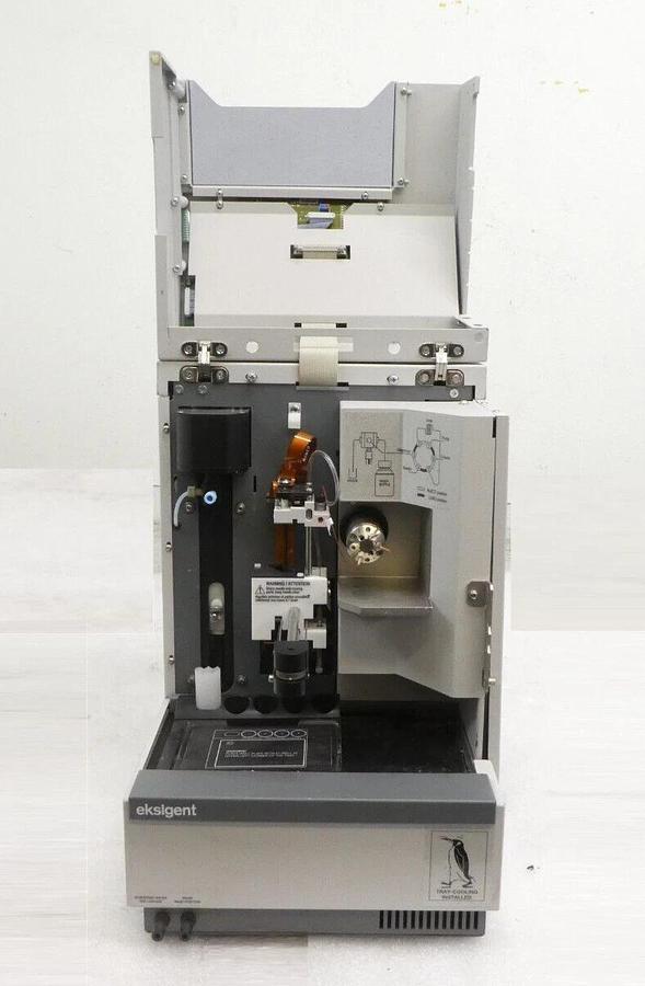 Used Eksigent Technologies 920 Autosampler with NanoLC-2D HPLC System Untested Spare