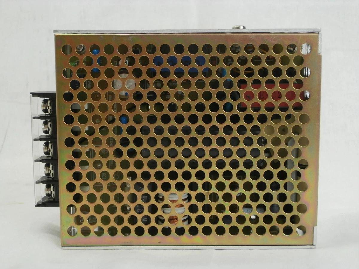 Used Idec PS3E-C24 Compact Power Supply 24VDC Reseller Lot of 6 Used Working