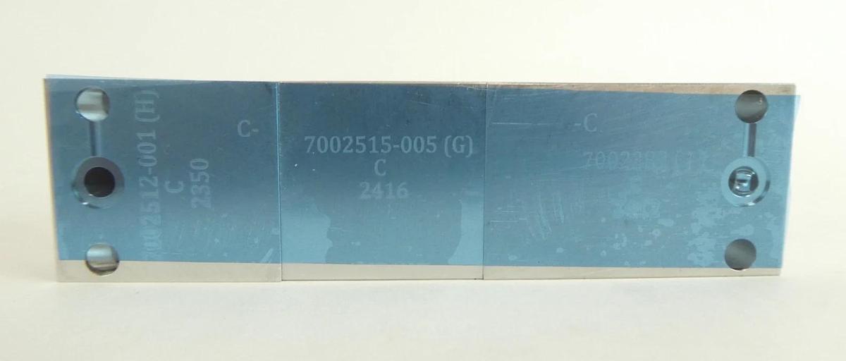 Brooks Instrument GF125C-204731 Mass Flow Controller MFC 860 SCCM N2 New