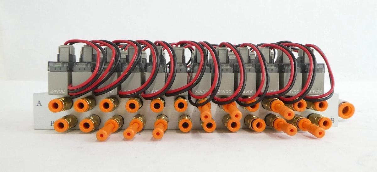 Used SMC D-276-990020B 12-Port Pneumatic Manifold AMAT 0190-01401 Lot of 6 Working