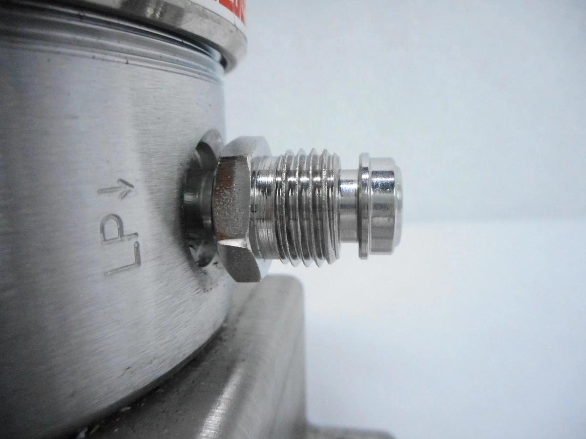 Used Parker 45200332EV Manual Regulator Valve SQ420E-502PFSFM4.48PMEV Used Working