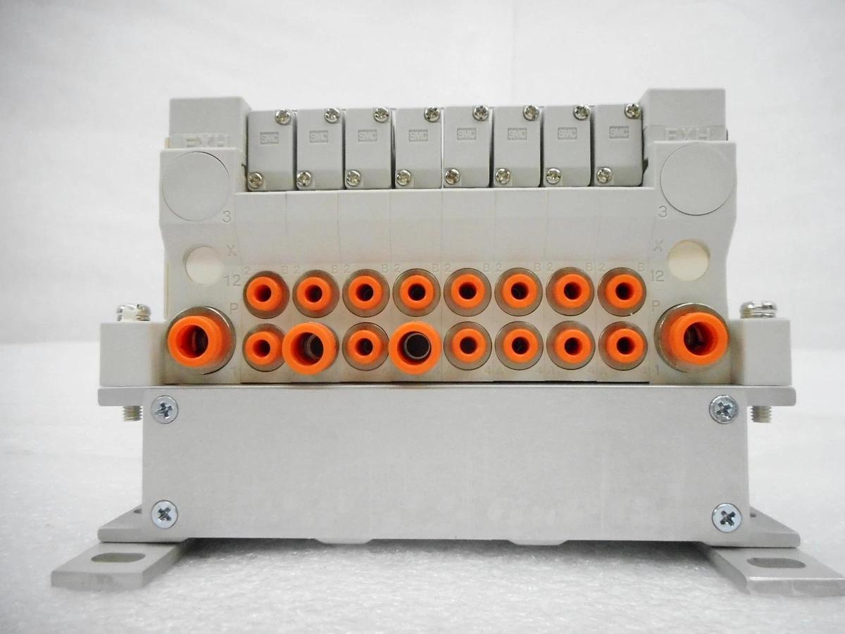 SMC VV5Q11-08-DAJ00906 8-Port Pneumatic Manifold ASM 50-125207A19 New