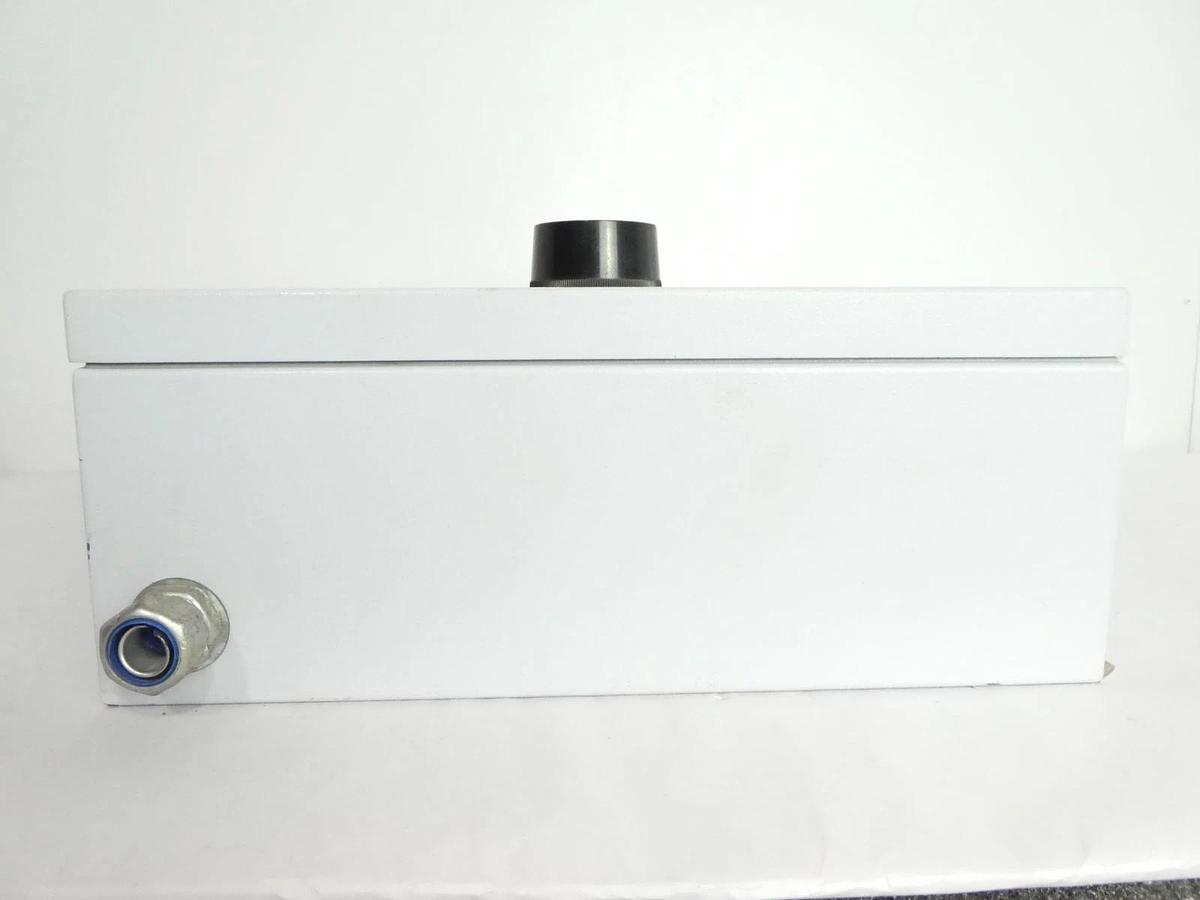 Used Ebara Technologies 213663 Pump Control Interface Module AMAT P5000 Working