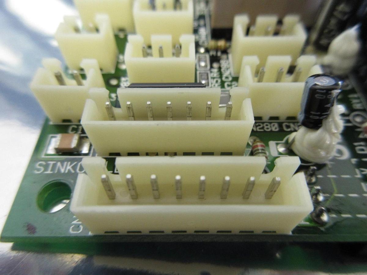 Used Shinko Electric 3ASSYC806200 Interface PCB M172 Asyst VHT5-1-1 Used Working