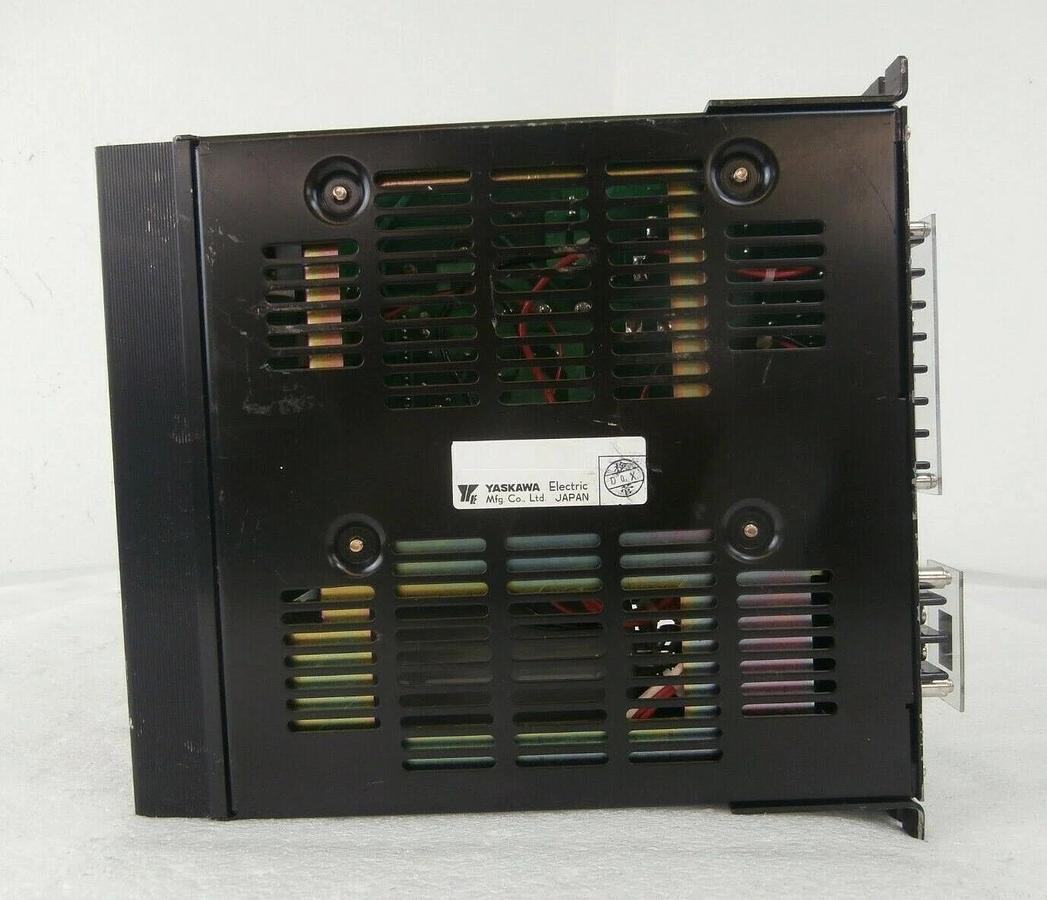 Used Yaskawa Electric JUSP-ACP07AA Power Supply SERVOPACK Working Surplus