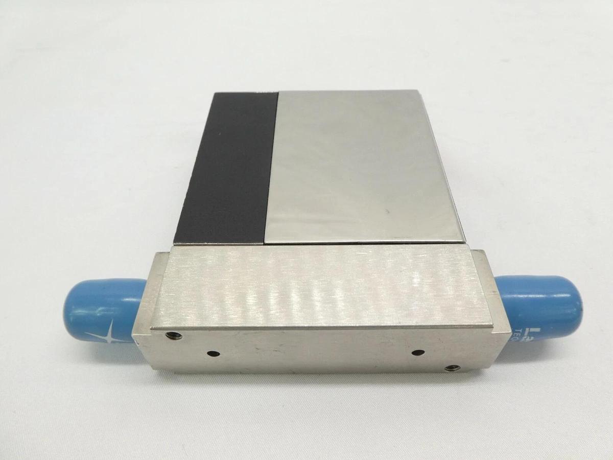 Used DXL M10D Mass Flow Controller MFC M10 250 SCCM O2 Working Surplus