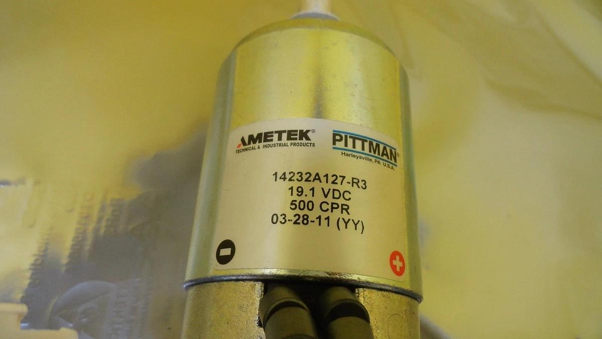 Used Pittman 14232A127-R3 DC Servo Motor Asyst 9700-9102-01 9700-9534-01 Working