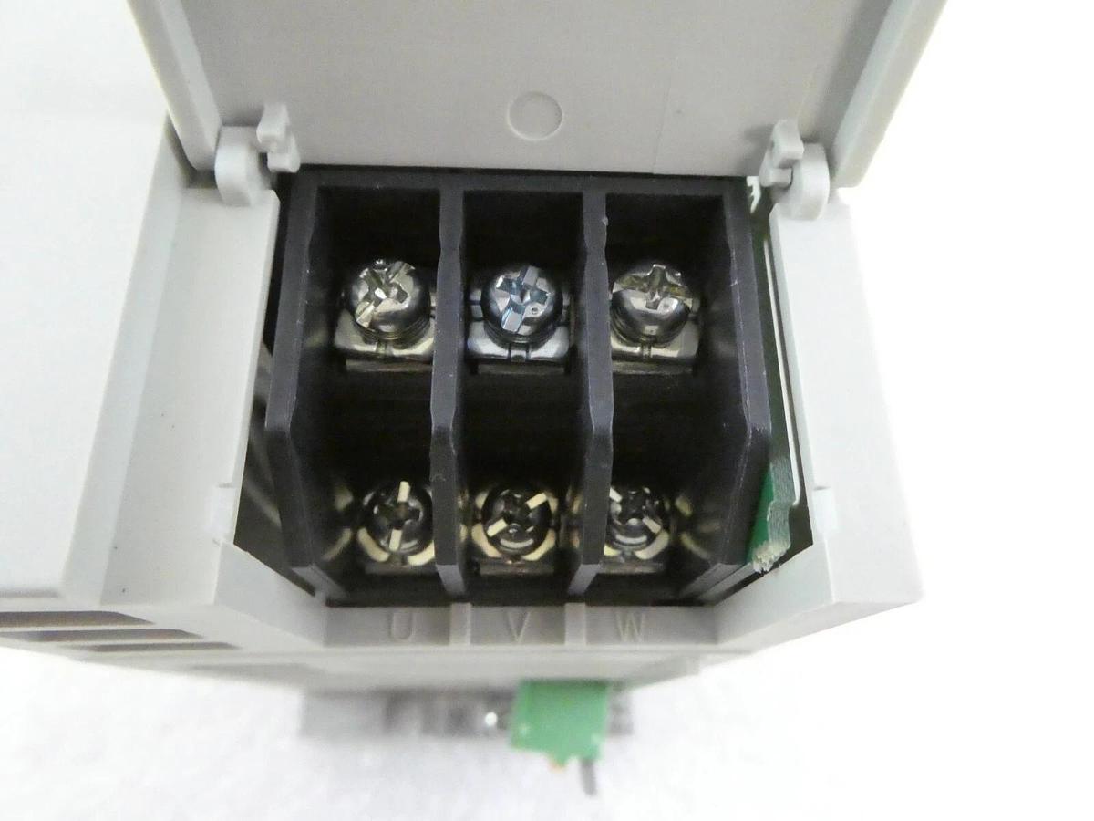 Used Mitsubishi Electric MR-J2S-40B1-EH018 AC Servo Driver MELSERVO Working Surplus