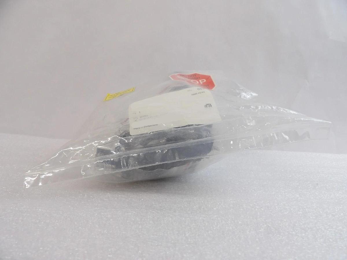 VAT 232715 3-Position Pneumatic Actuator UHV Valve Retrofit Kit New Surplus