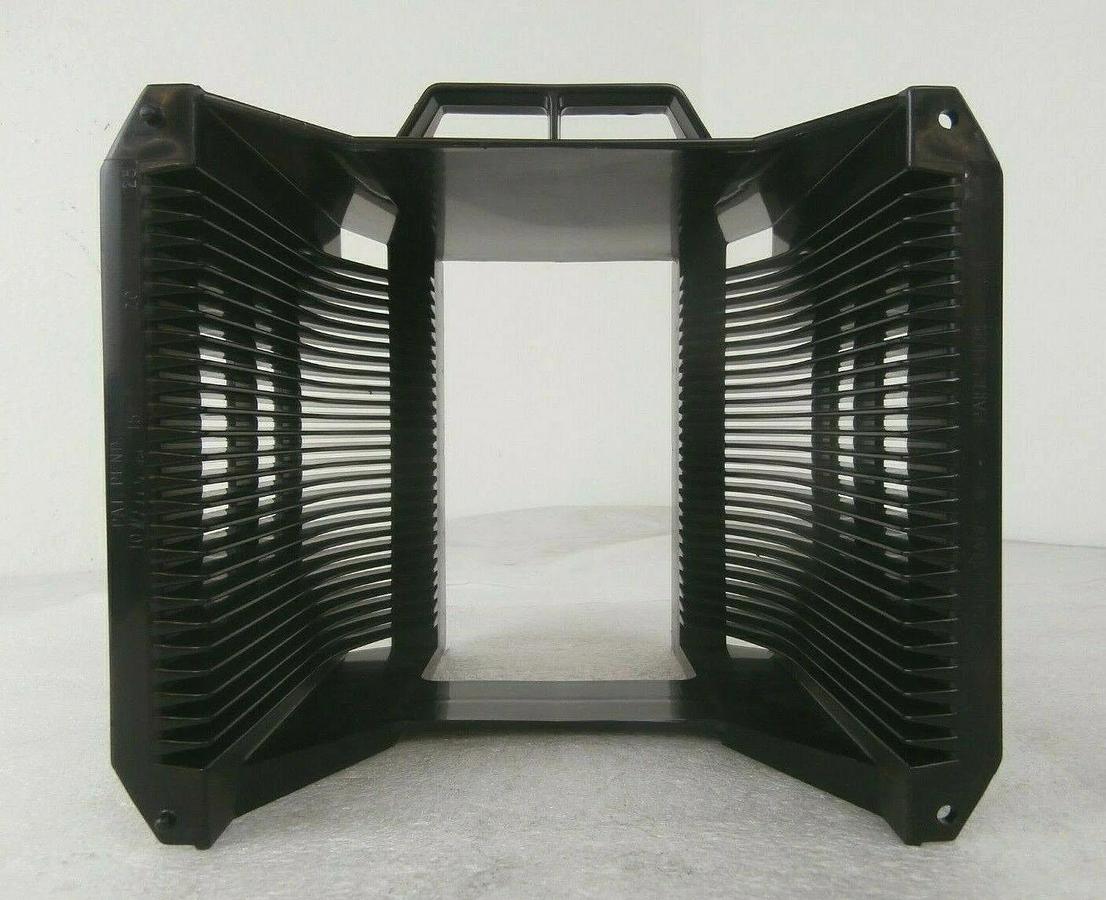 Used Entegris 200mm Wafer Carrier Lot of 3 KA200 Novellus 70-121374-00 PA192-80M