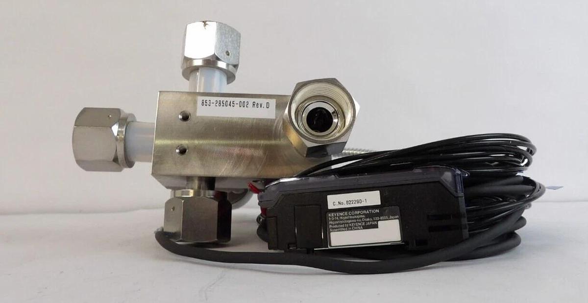 Used Fujikin 316L-P Diaphragm Valve Assembly Type N.C. LAM Lot of 2 New Spare