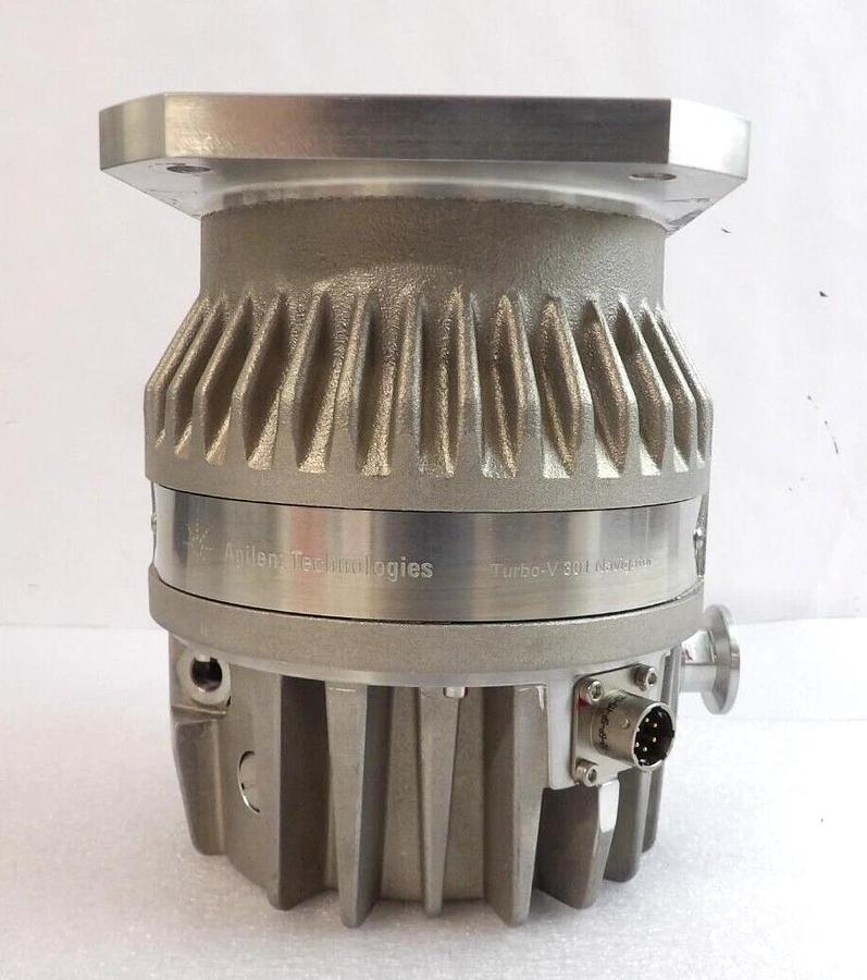 Used TV-301 NAV Agilent EX9698918M013 Turbomolecular Pump Turbo Tested For Rebuild