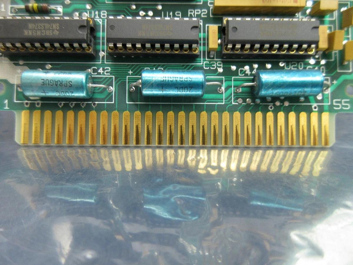 Used SVG Silicon Valley Group 851-8220-011 Processor PCB Card Rev. A ASML 90S Used