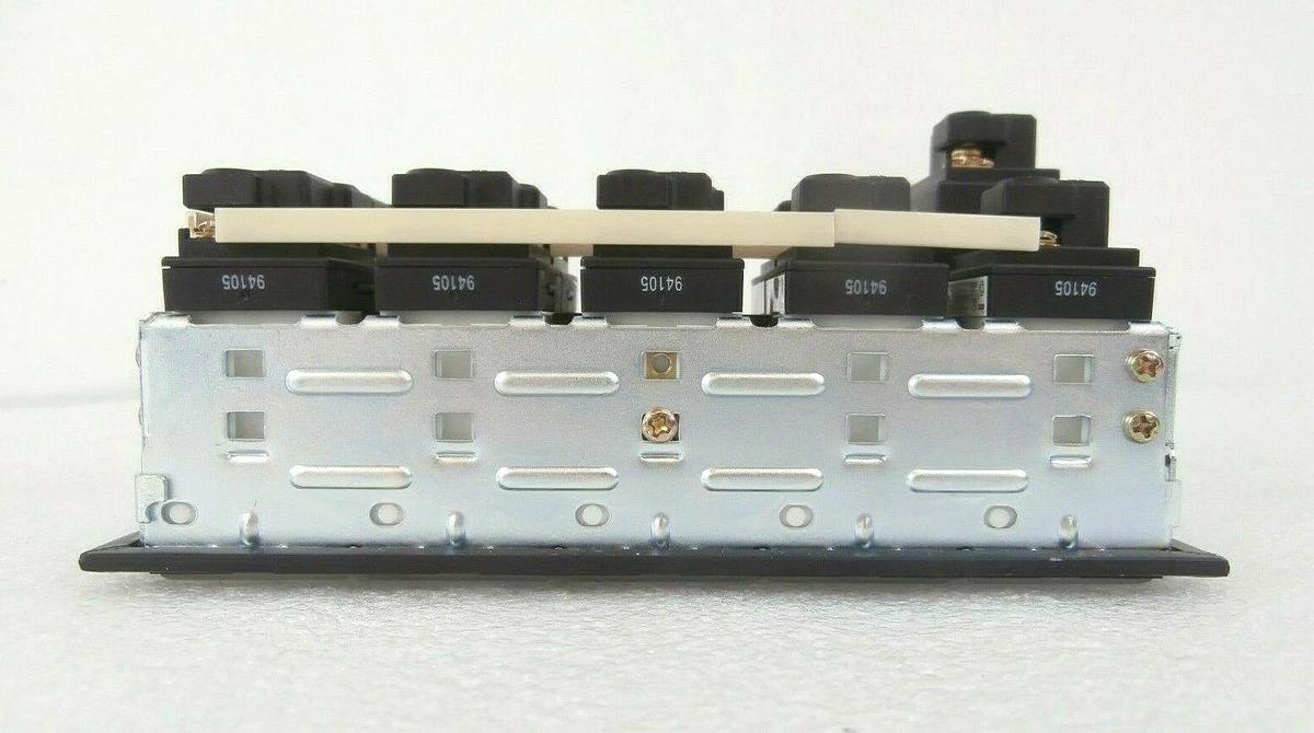 Used Idec SLC30N Annunciator Panel Display SLDN-30H SLDN-3TH TEL Lithius Working