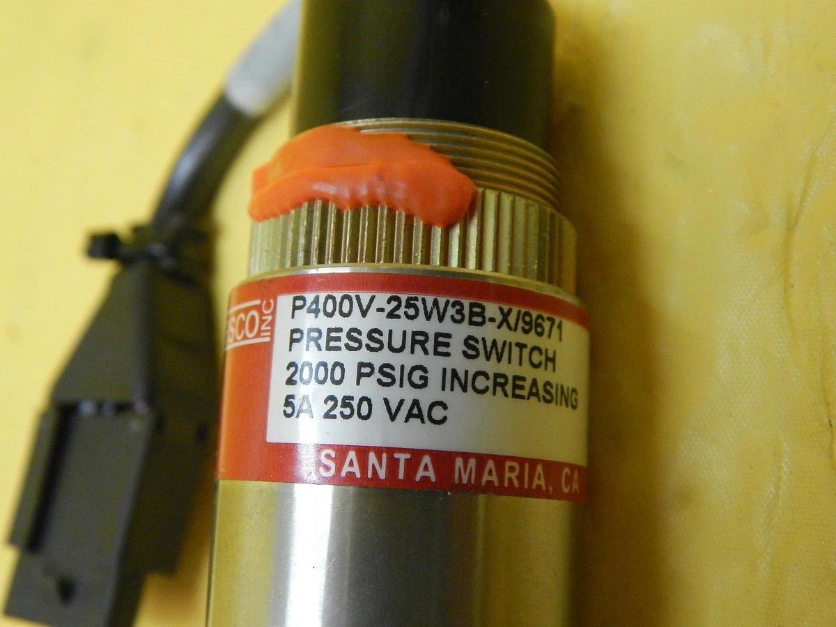 Used Wasco P400V-25W3A-X/9671 Vacuum Pressure Switch Lot of 4 Used Working