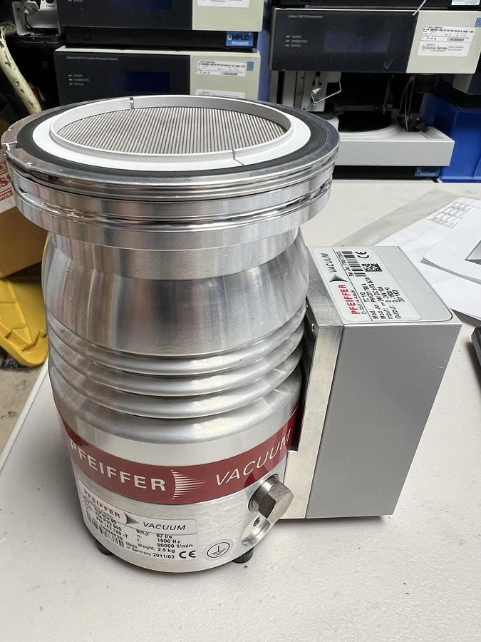 Used TURBOVAC MAG W 400 iPL Leybold 410400V0715 Turbo Pump MAG.DRIVE Not Starting