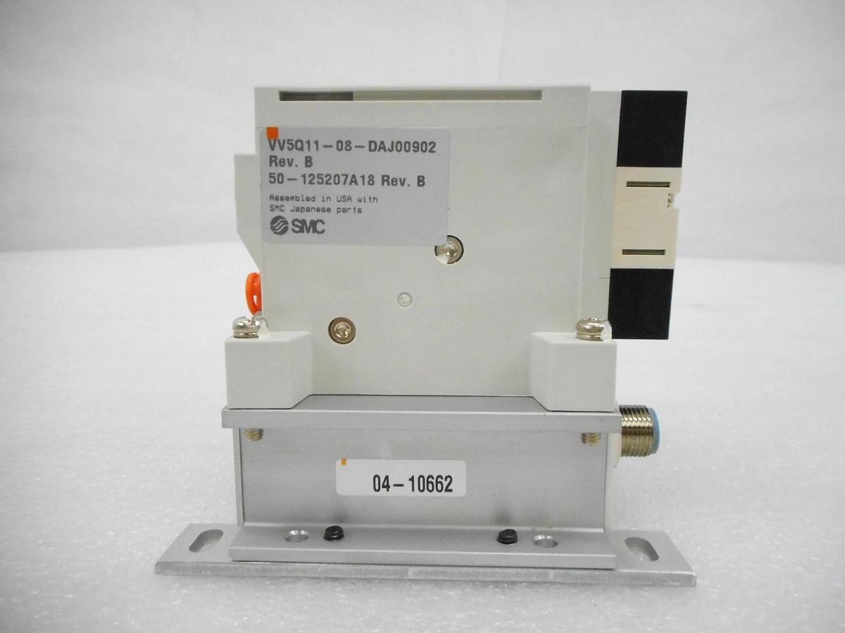 SMC VV5Q11-08-DAJ00902 8-Port Pneumatic Manifold ASM 50-125207A18 New