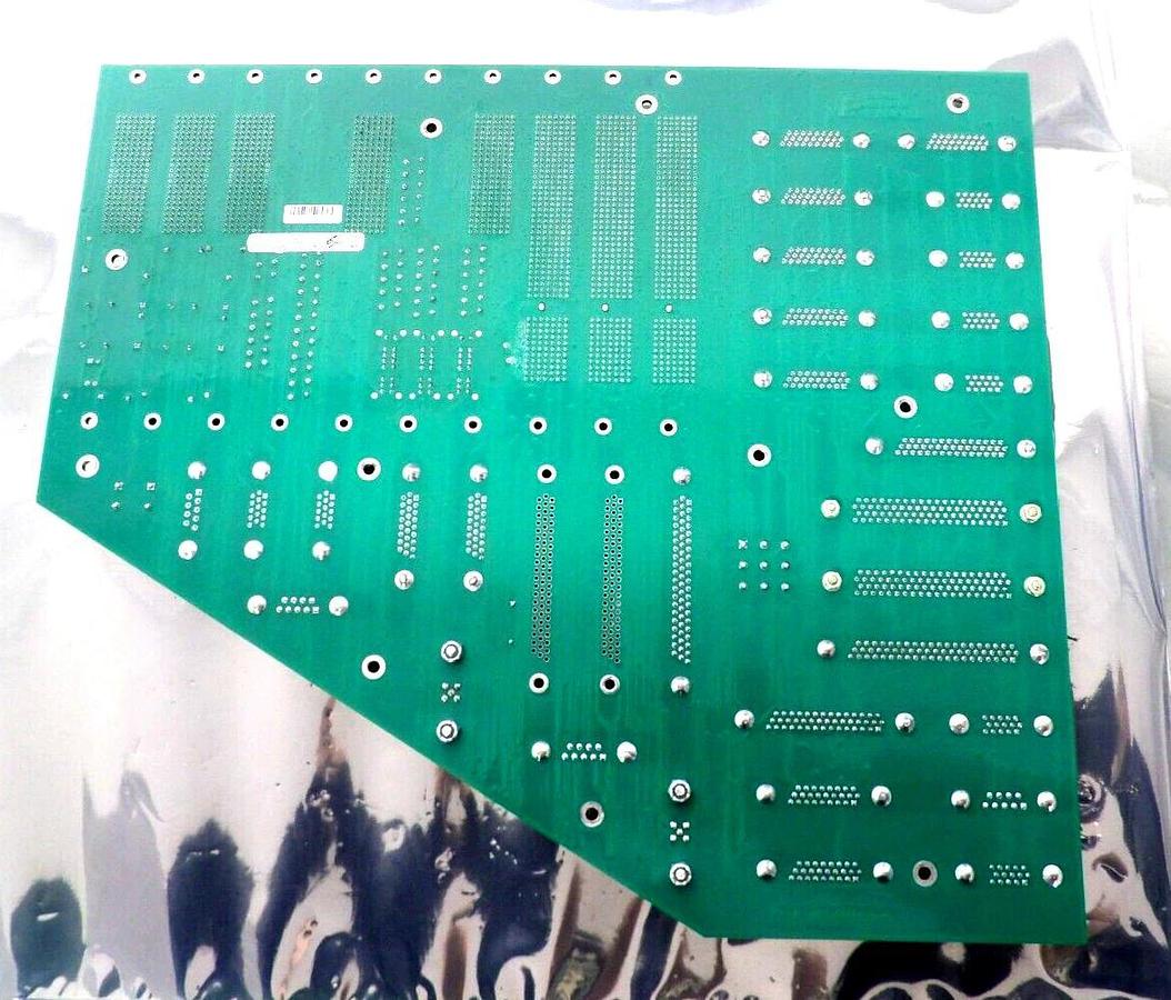 Used AMAT Applied Materials 0100-03315 MF IOC B2 C-ACP Signal Dist Backplane Working