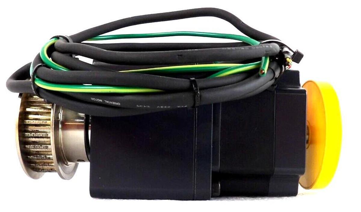 Used Oriental Motor Company PK596BW1-T30 5-Phase Stepping Motor VEXTA Surplus