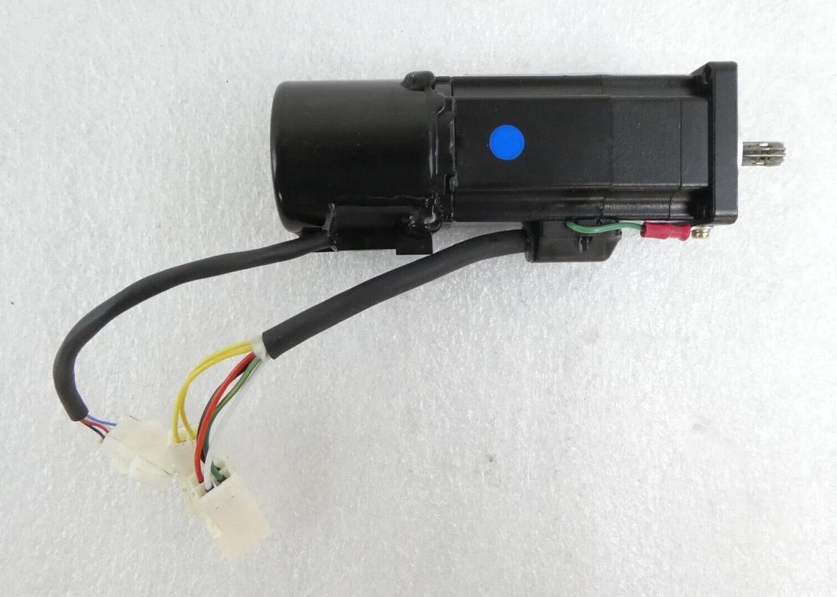Used Sanyo Denki P50B03003ACL7W AC Servomotor BL Super P5 Nikon NSR-S205C Working