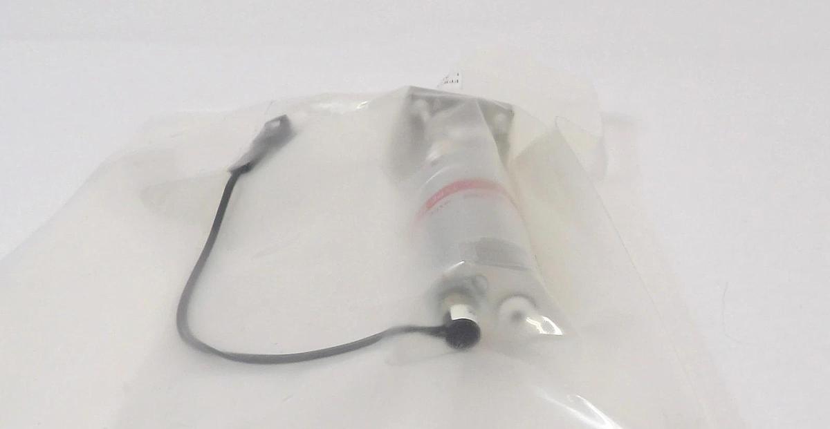 Used Fujikin FPR-NSDB-21LS2-6.35-NEM#C Valve Fine Series Reseller Lot of 4 New