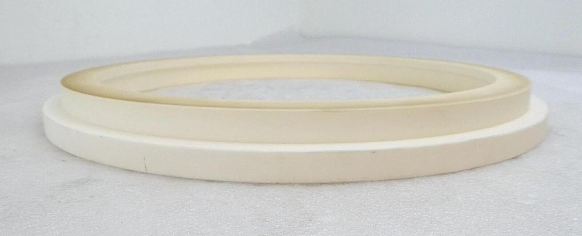 Used AMAT Applied Materials 0200-02043 Ceramic External Insulator Producer Working