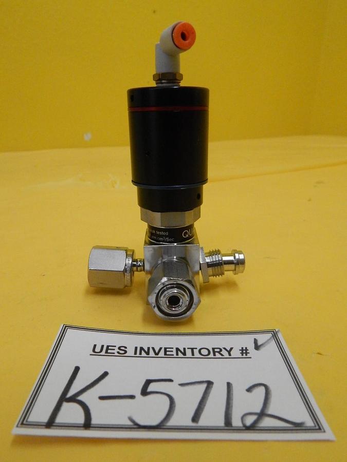 Used Qualiflow 2x10-9atm.cm3/Sec 4-Way Pneumatic Valve Used Working