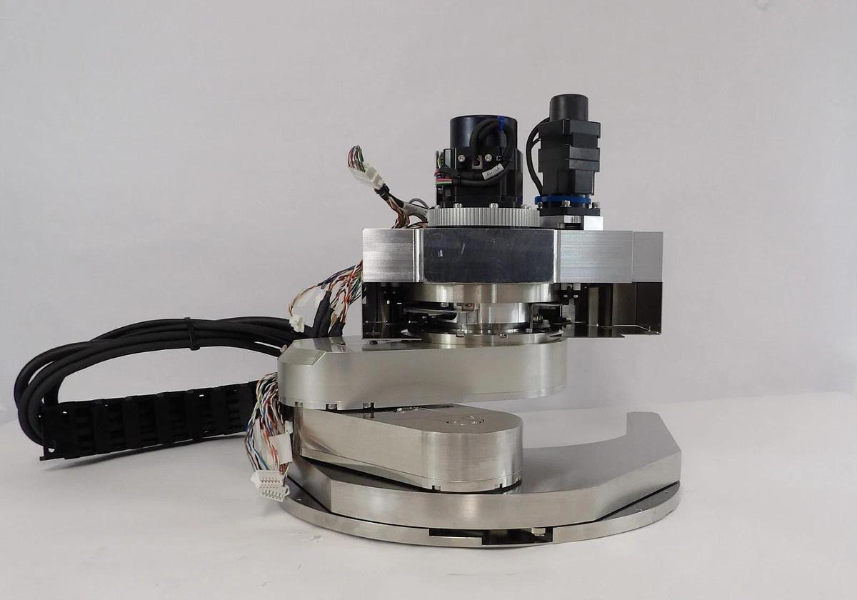 Used TEL Tokyo Electron Tohoku Wafer Transport Handler Robot Assembly Working