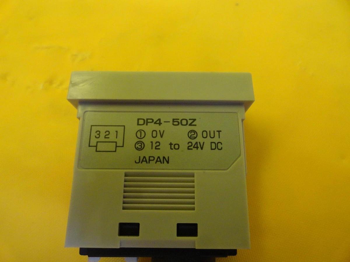 Used Sunx DP4-50Z Compact Digital Display Pressure Sensor DP4 Series Lot of 10 Used