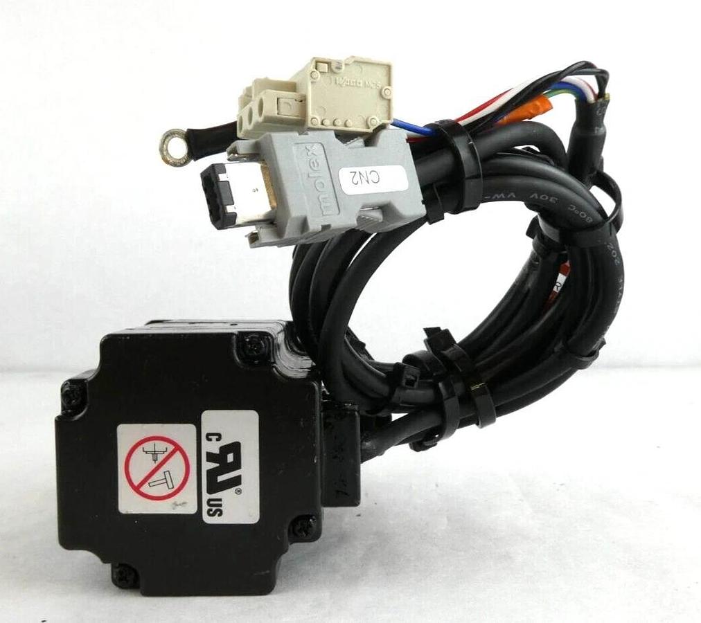 Used Yaskawa Electric SGMPH-01AAE-YA11 AC Servo Motor Reseller Lot of 2 Working