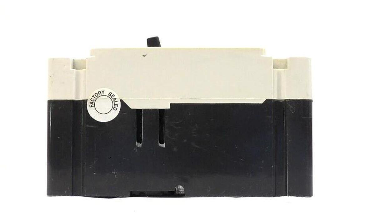 Used Cutler-Hammer FD3015L 3-Pole Circuit Breaker FD 35k Lot of 4 Working