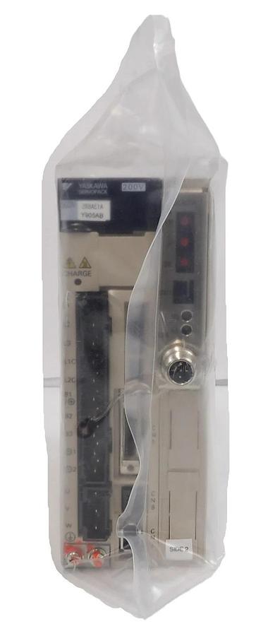 Used Yaskawa Electric SGDV-2R8AE1AY00044 Servo Drive SERVOPACK AMAT 0190-54530 New