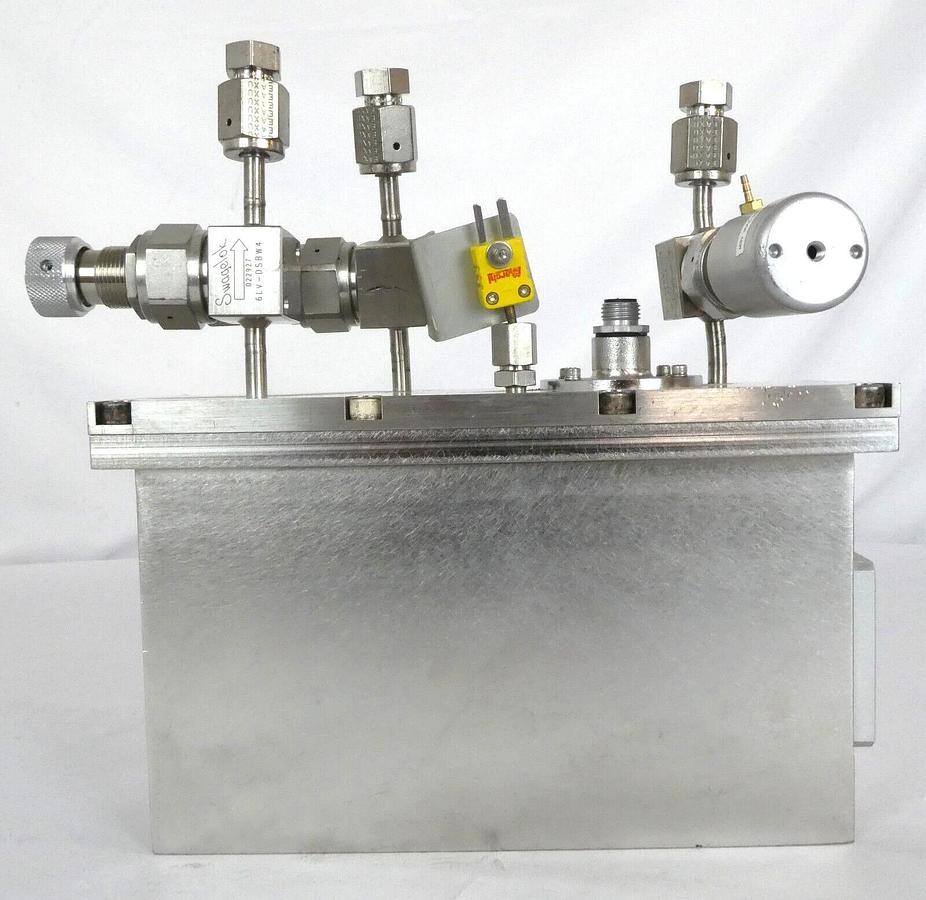 Used ATMI Packing CUST-UNIQUE-2D-PHOS Ampule Bubbler CVD P5000 Lot of 4 Working
