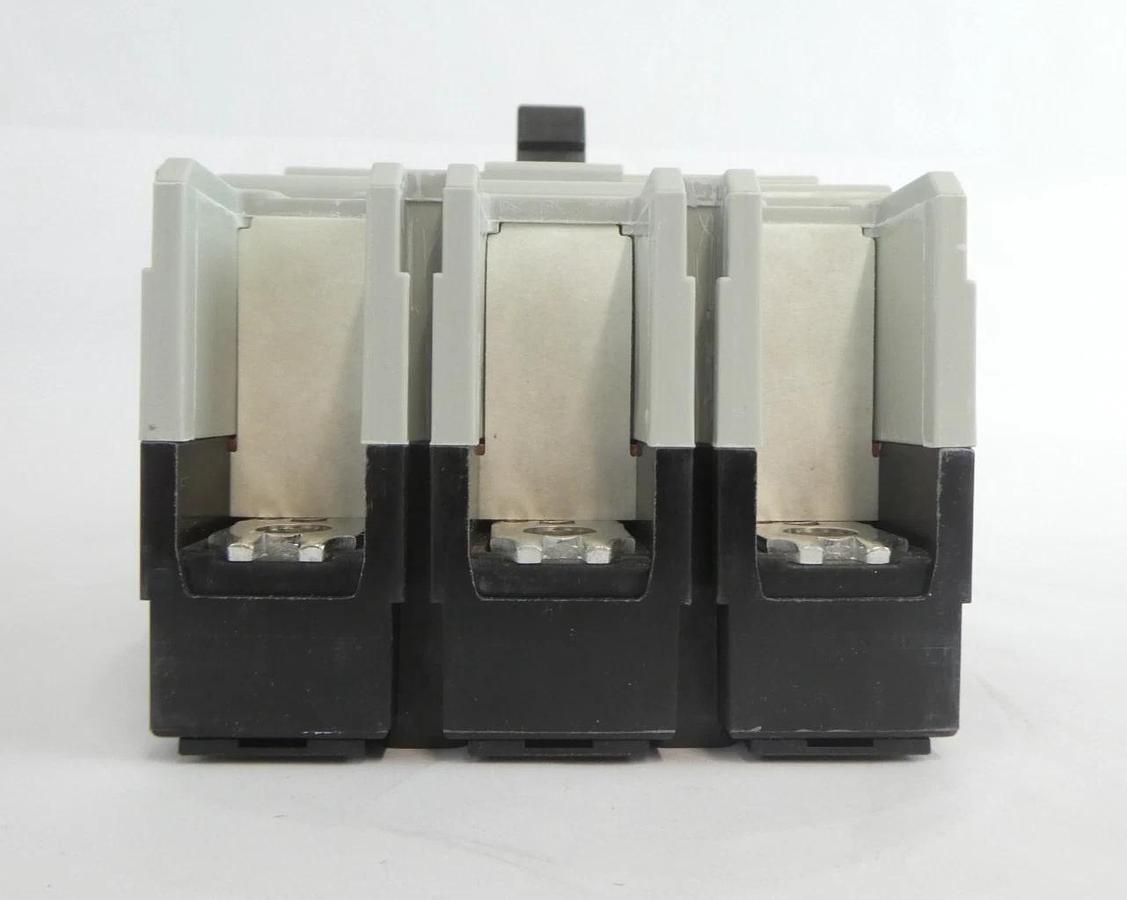 Fuji Eletric EW125JAGU 3-Pole Industrial Circuit Breaker Lot of 4 New Surplus