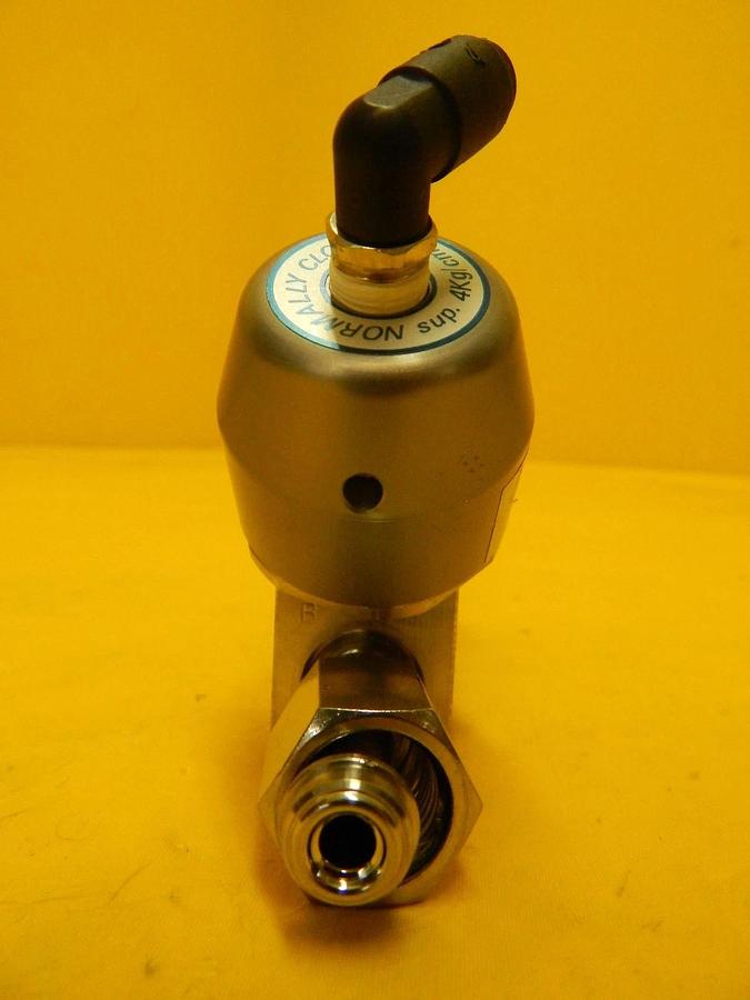 Used Motoyama SUSF316L 3-Way Diaphragm Valve Normally Closed UCV Series Used Working