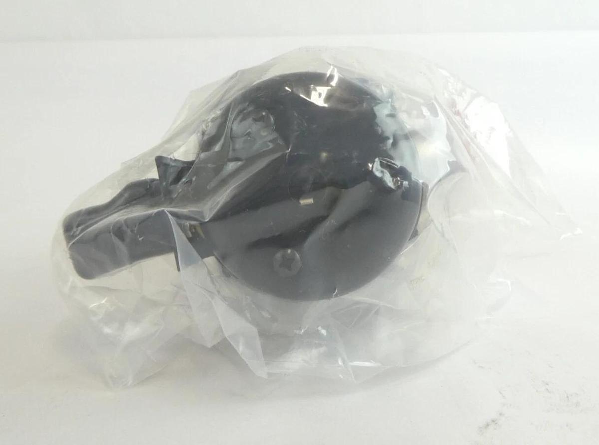 MKS Instruments 100011252 Pneumatic Right Angle Valve Reseller Lot of 2 HPS New