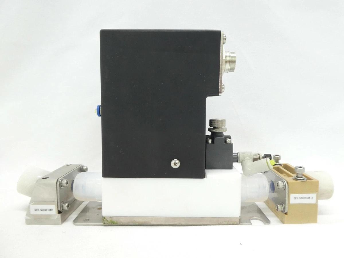 Used TEL Tokyo Electron 5087-400487-15 Valve Assembly DEV.SOLUTION2 Lithius Complete