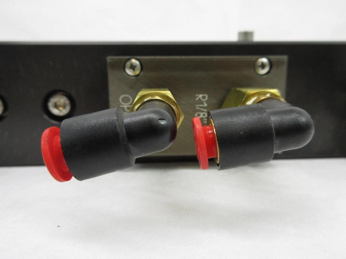 Used VAT F03-77932-12 Slit Valve Novellus Concept Two ALTUS Used Working