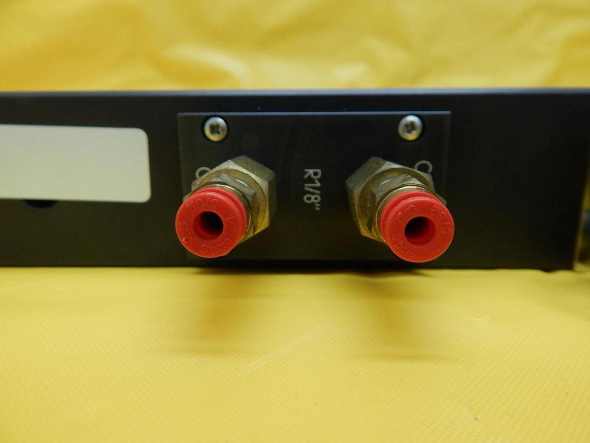 Used VAT 02010-BE44-0001 Pneumatic High Vacuum 12" Slit Valve Working