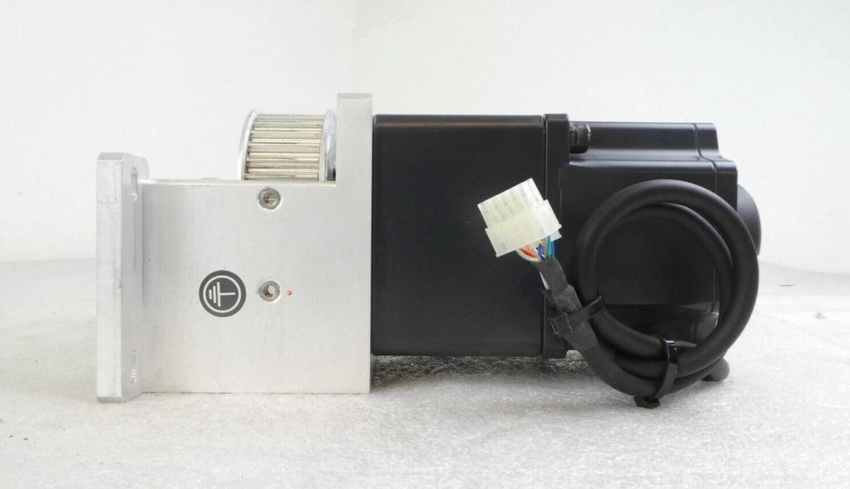 Used Oriental Motor BXM6400-GH-K3 DC Motor W/Gear Head D3846-162 Working Surplus