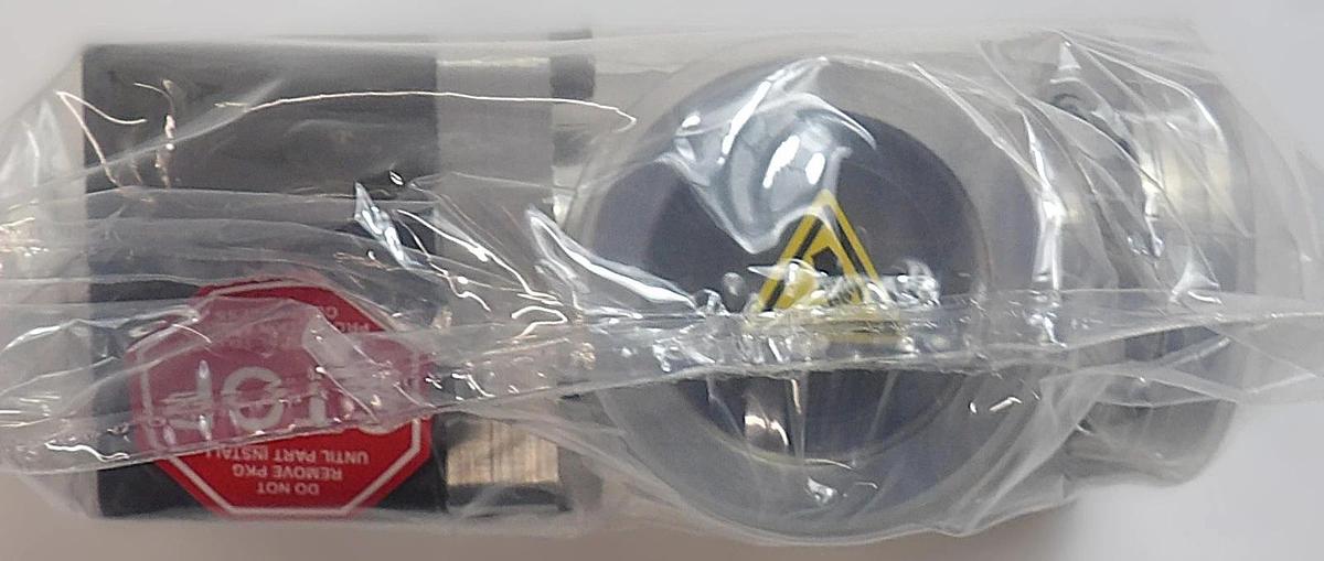 VAT 28432-GE11-BTY1 UHV Angle Valve Series 28.4 AMAT New Surplus