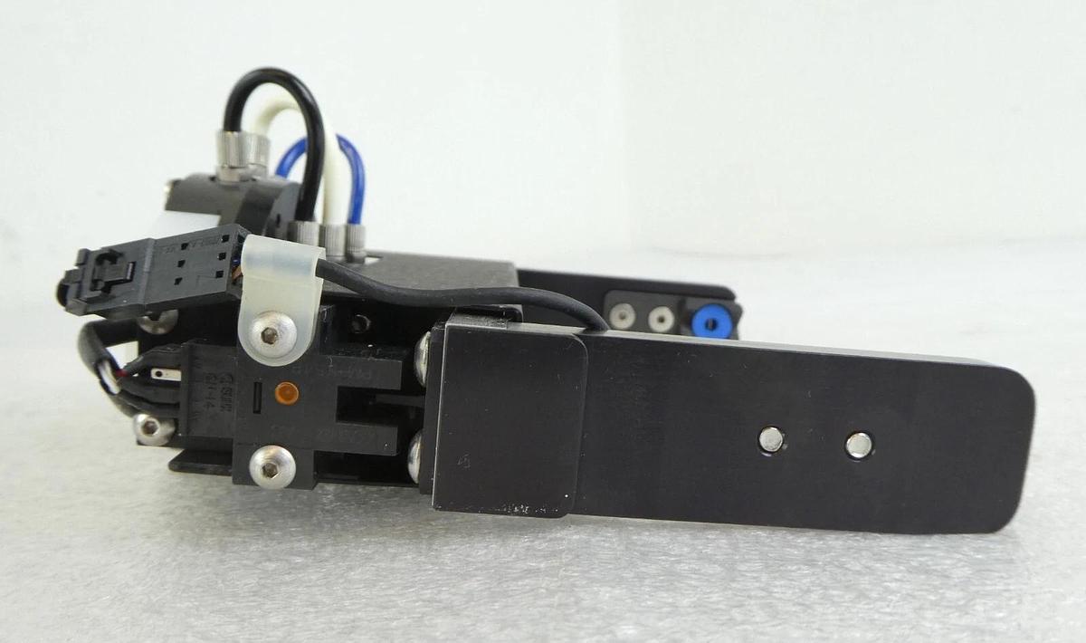 Used Applied Robotics 94504-C1070A Robot End Effector BXC5T-25-06-NP-CL Zygo Working