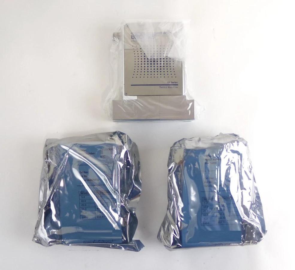 Brooks GF120C-104837 Mass Flow Controller MFC AMAT 0190-48218 Lot of 10 New