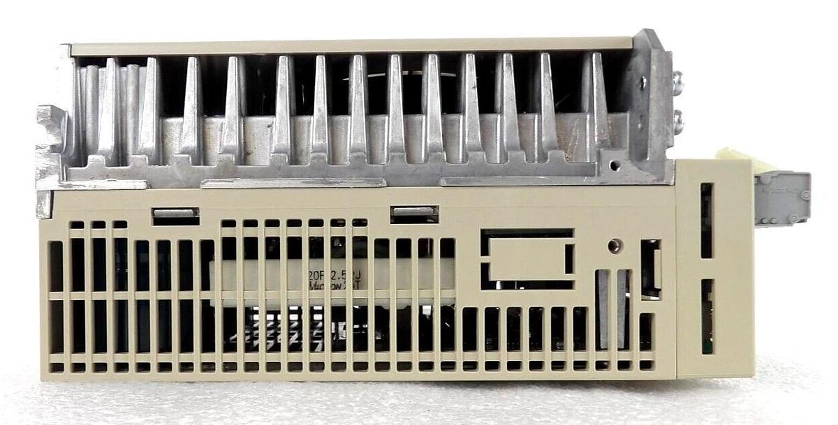 Yaskawa SGDH-08AE-S Servo Drive SERVOPACK Semitool T61105-97 SRD Lot of 2 New