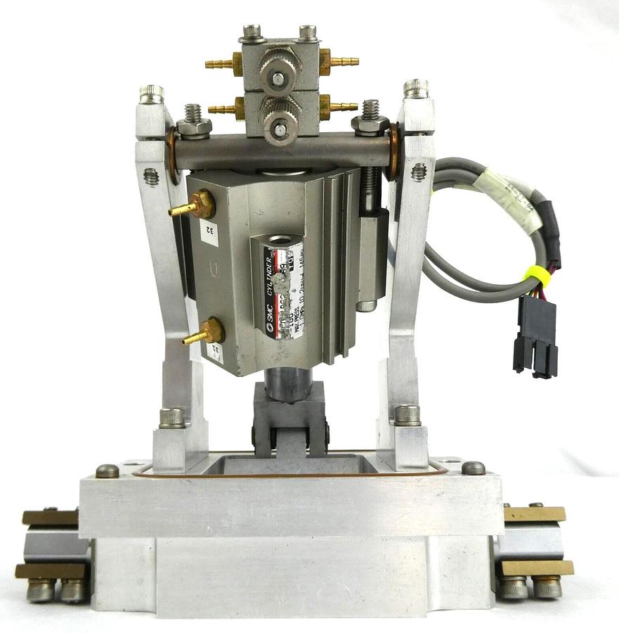 Used AMAT Applied Materials 0010-10265 5000 Cleanroom Slit Valve "S" P5000 Working