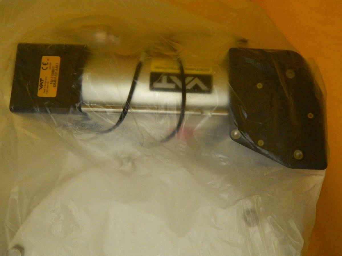 VAT 92548-PA21-AAK1 Pneumatic Pendulum Valve Aluminum AMAT 3870-02618 New