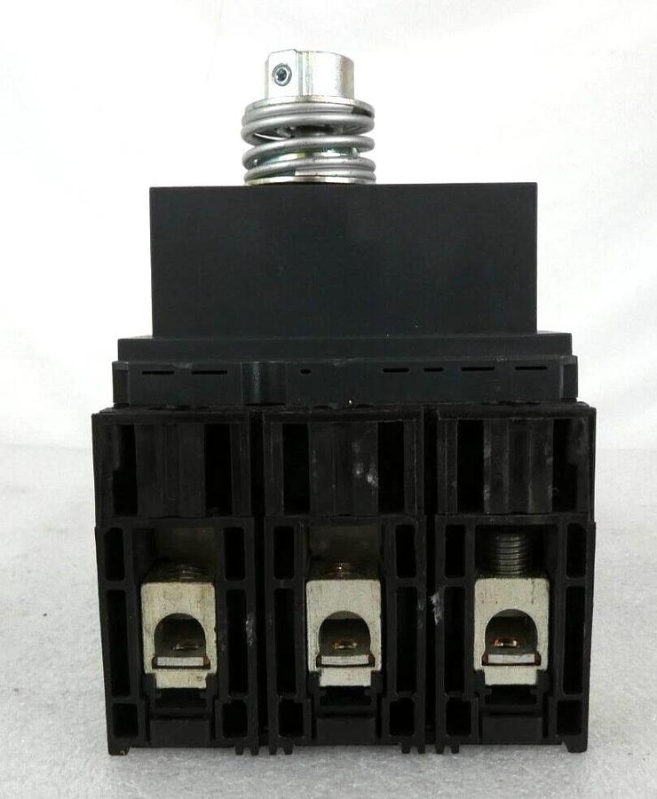 Used Schneider Electric HGF36150 3-Pole Circuit Breaker PowerPact HG 1504 Working